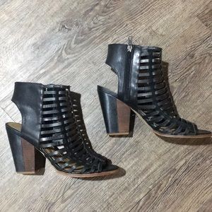 DV Open Booties